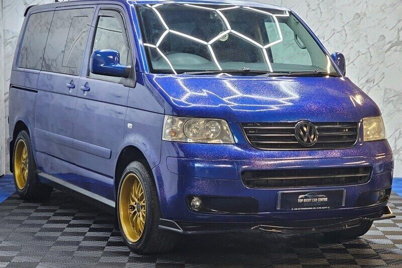 Blue Used 2005 VW Caravelle Pure MPV | £8,000 (Fair price) - Image 1/1