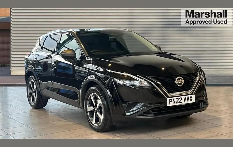 Black Used 2022 Nissan Qashqai N-Connecta SUV | £17,480 (Fair price) - Image 1/4