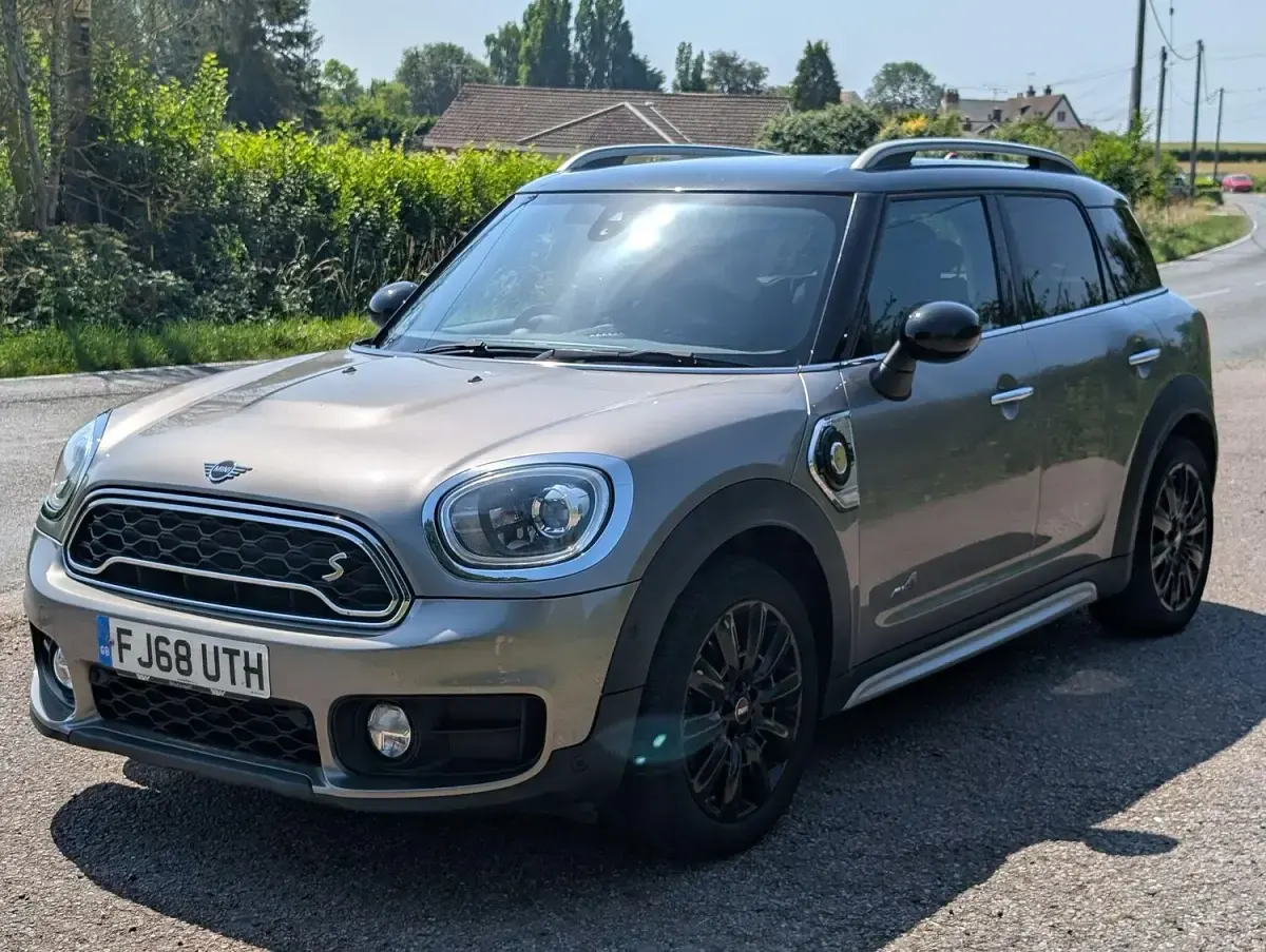 Used Mini Cooper S 224 HP (164 kW) 2018 Silver Hatchback