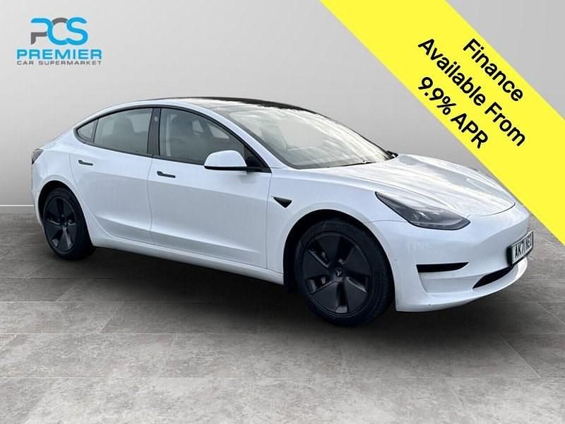 White Used 2021 Tesla Model 3 Standard Range Sedan | £16,495 (Fair price) - Image 1/3