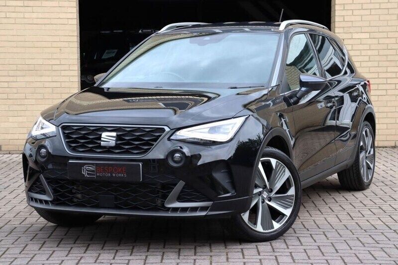 Black Used 2024 Seat Arona FR Sport SUV | £18,995 (Fair price) - Image 1/4