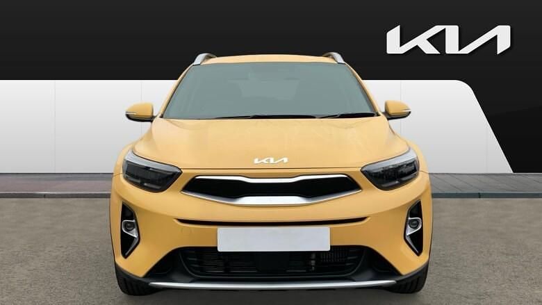 Used Kia Stonic 120 HP (88 kW) 2024 Yellow SUV
