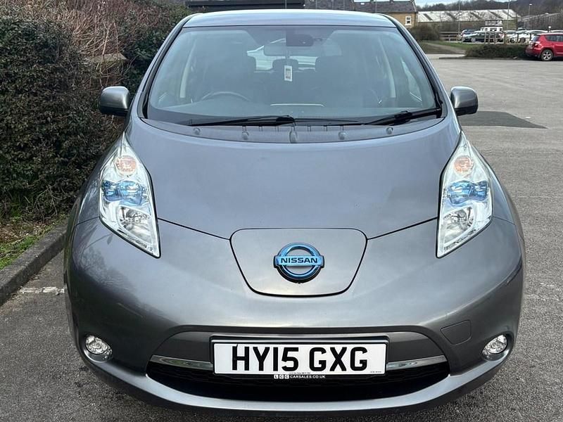Used Nissan Leaf 360º 80 kW (109 HP) 2015 Grey Hatchback