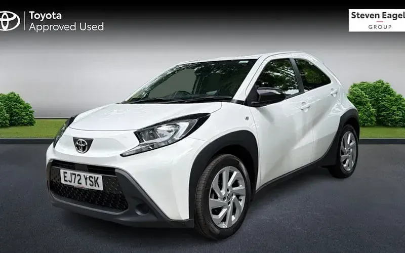 Used Toyota Aygo X PURE 72 HP (52 kW) 2025 SUV