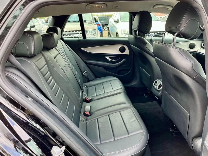 Begagnad Mercedes E220 SE 2017 Svart Kombi