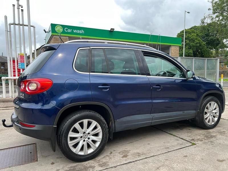 Begagnad VW Tiguan SE 2008 Blå SUV