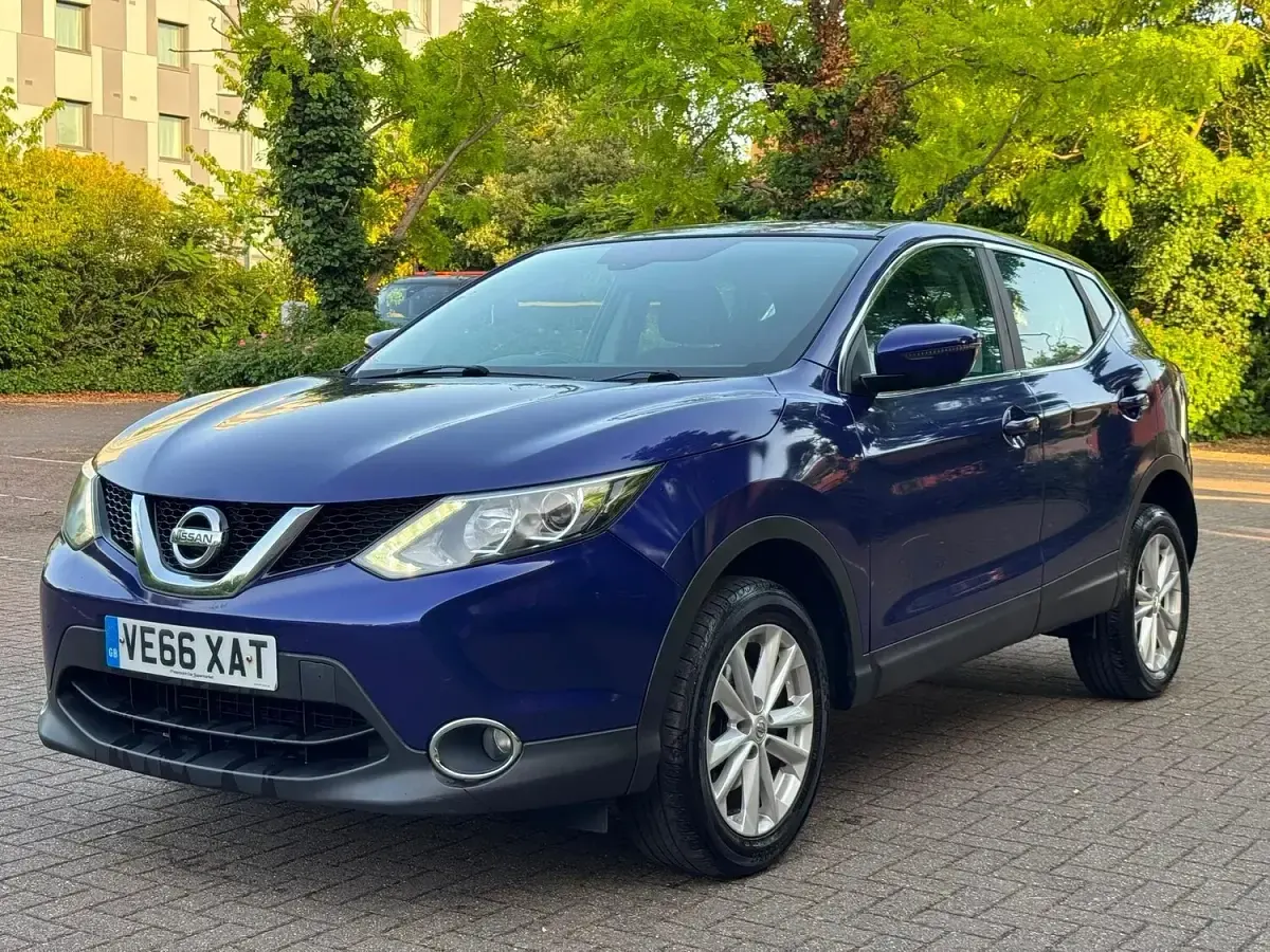 Used Nissan Qashqai Acenta 2016 Blue SUV