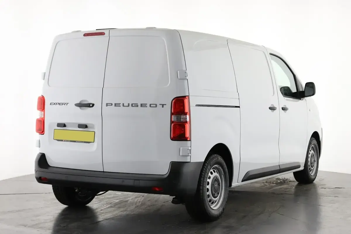 New Peugeot Expert 145 HP (106 kW) 2026 White Van