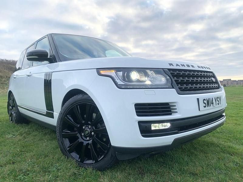 Used Land Rover Range Rover Vogue 258 HP (189 kW) 2014 White SUV