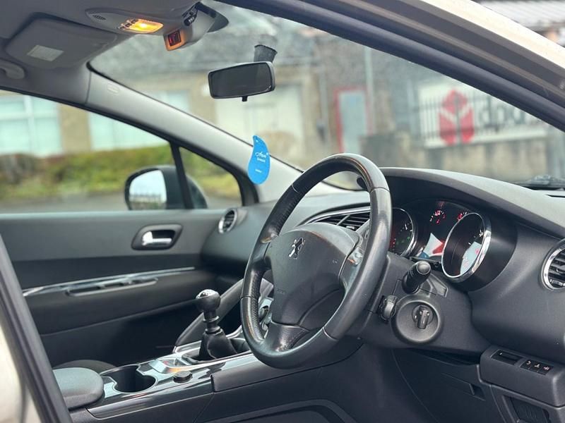 Second-hand Peugeot 3008 Sport 112 CP (82 kW) 2010 Gri Break