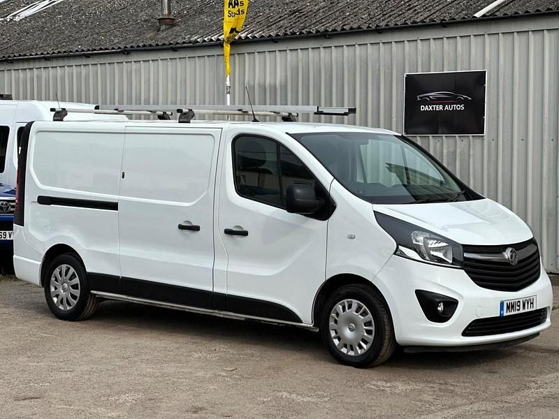 Used Vauxhall Vivaro Sportive 125 HP (91 kW) 2019 White MPV