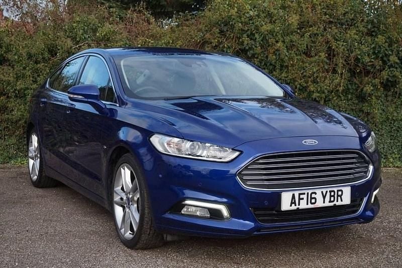 Blue Used 2016 Ford Mondeo Titanium Hatchback | £11,390 (Fair price) - Image 1/4
