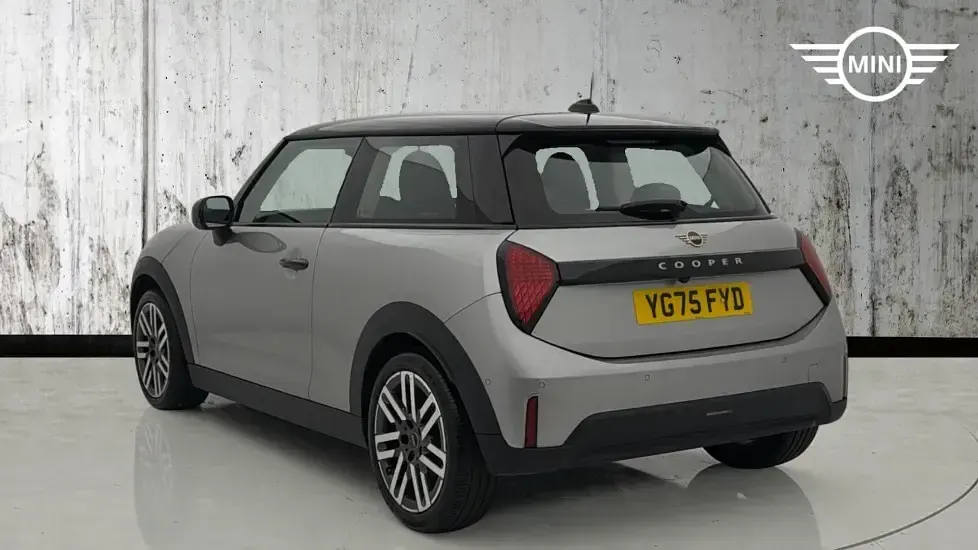 Used Mini Cooper Hatch 113 kW (154 HP) 2025 Silver Hatchback