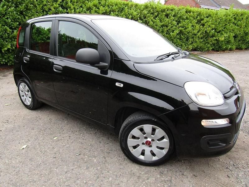 Black Used 2014 Fiat Panda Pop Hatchback | £3,237 (Fair price) - Image 1/4