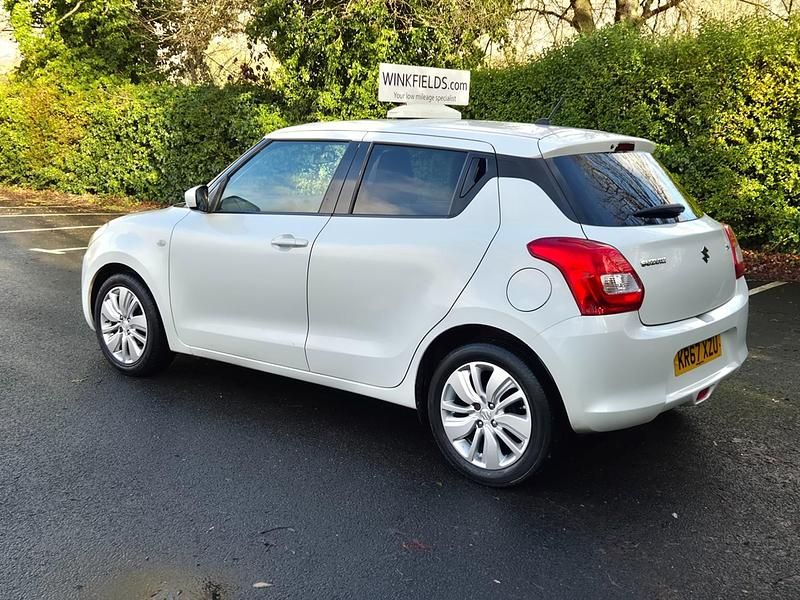 Used Suzuki Swift SZ-T 111 HP (81 kW) 2017 White Hatchback