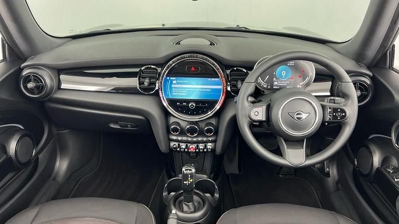 Used Mini Cooper Classic 134 HP (98 kW) 2022 Grey Hatchback