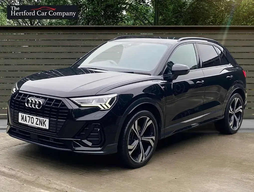 Used Audi Q3 Comfort 150 HP (110 kW) 2020 Black SUV