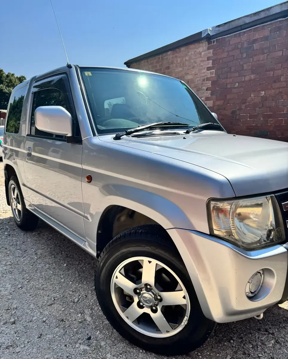 Used Mitsubishi Pajero 2010 Silver SUV