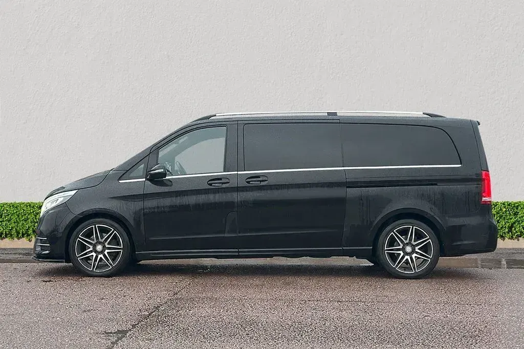 Used Mercedes V250 AMG line 190 HP (139 kW) 2018 Black MPV