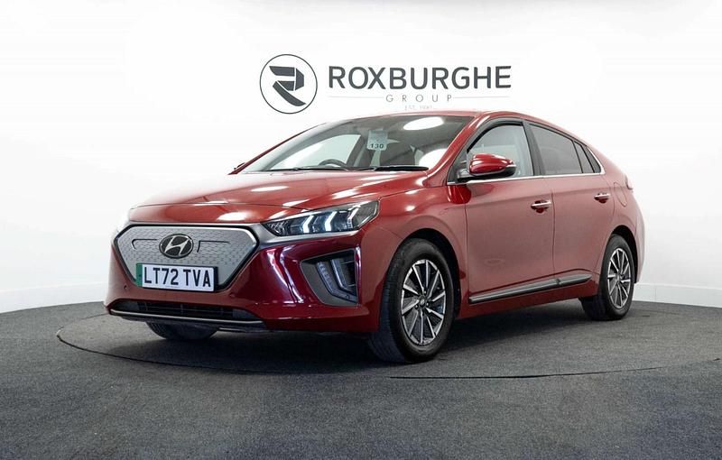 Used Hyundai Ioniq Premium SE 100 kW (136 HP) 2022 Red Hatchback