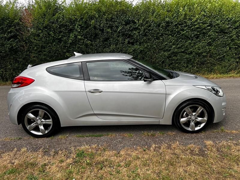 Used Hyundai Veloster 2012 Silver Coupe