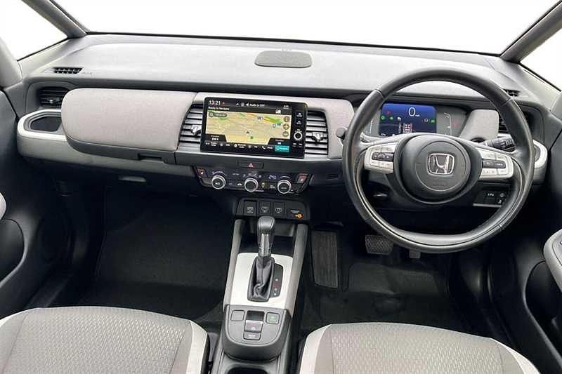 Used Honda Jazz Hybrid 109 HP (80 kW) 2023 Grey Hatchback