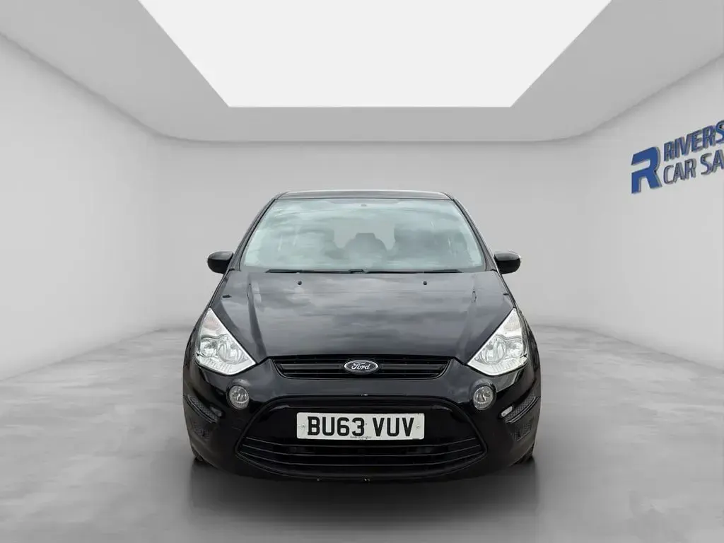 Used Ford S-MAX Zetec 115 HP (84 kW) 2013 Black MPV