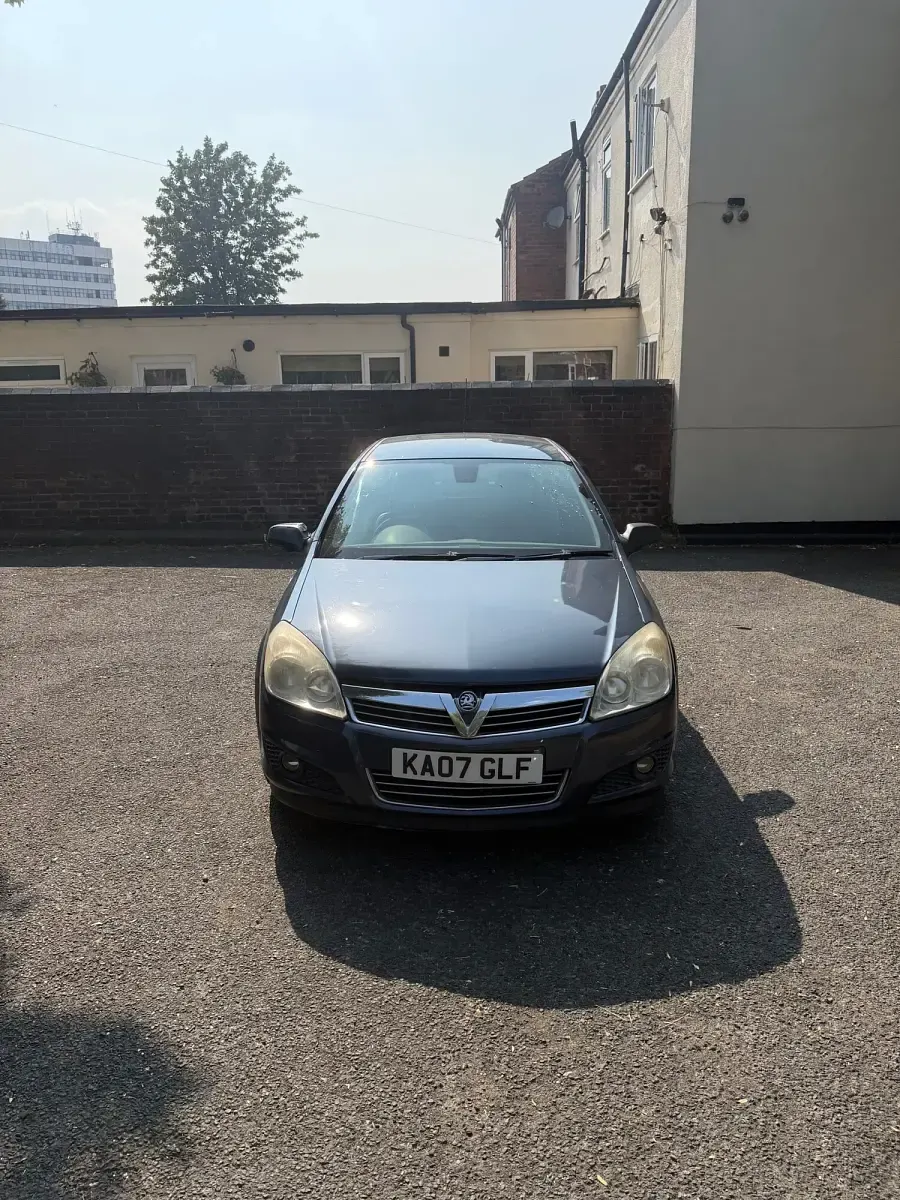 Used Vauxhall Astra Design Edition 2007 Blue Hatchback