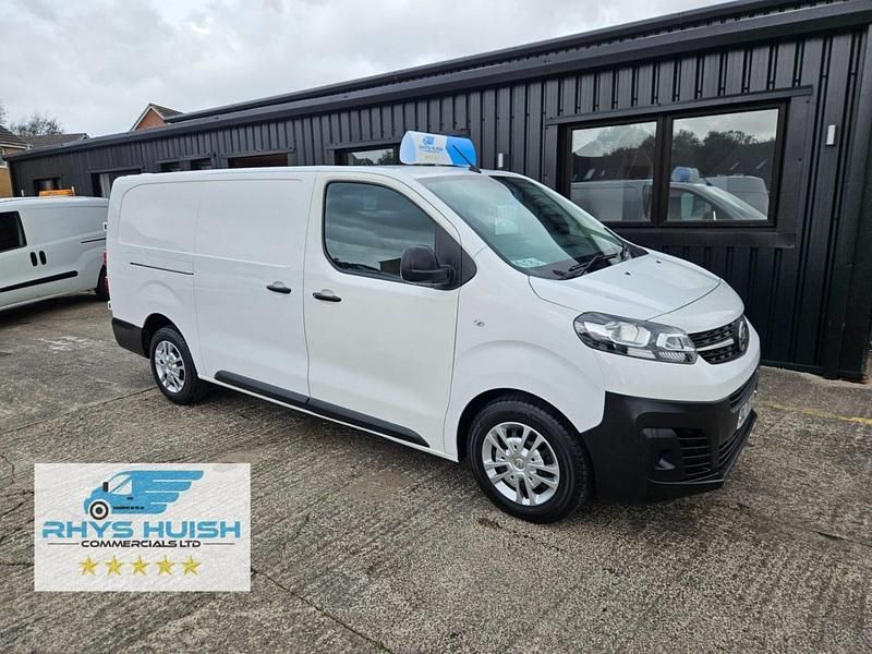 White Used 2020 Vauxhall Vivaro Van | £8,995 (Good price) - Image 1/4