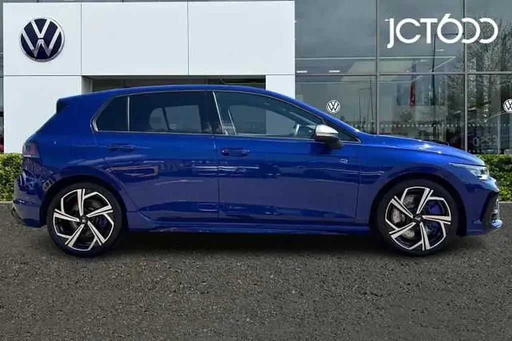 Used VW Golf VIII 333 HP (244 kW) 2025