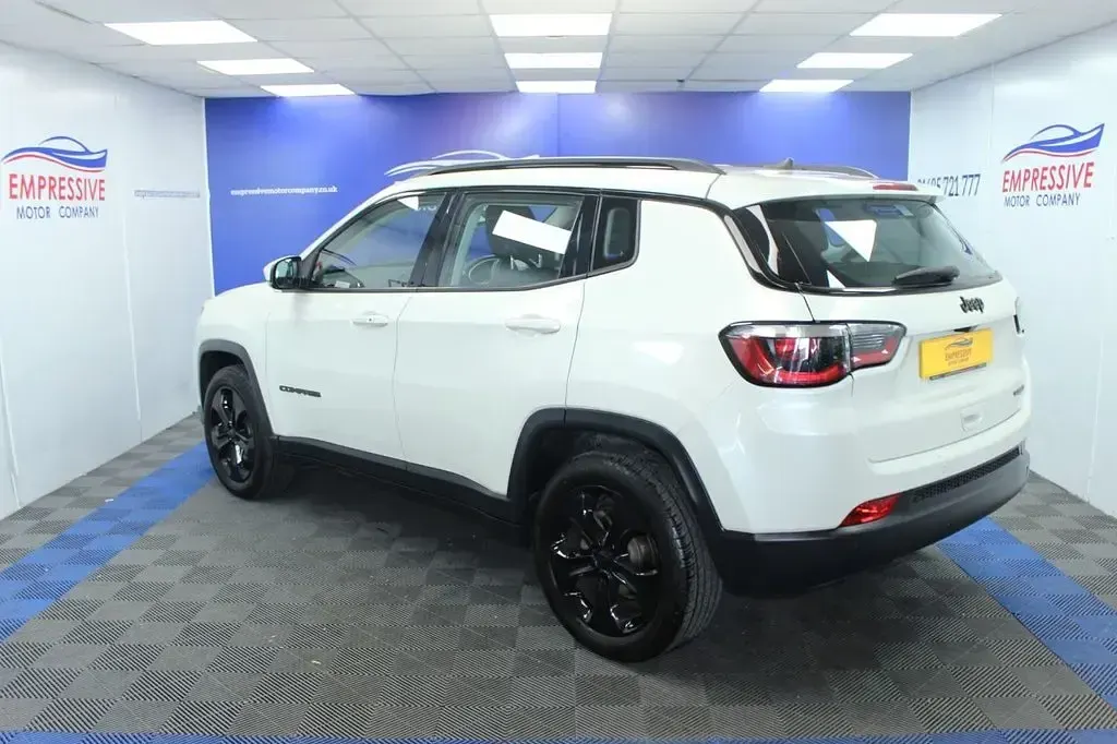 Used Jeep Compass Night Eagle 140 HP (102 kW) 2021 White SUV