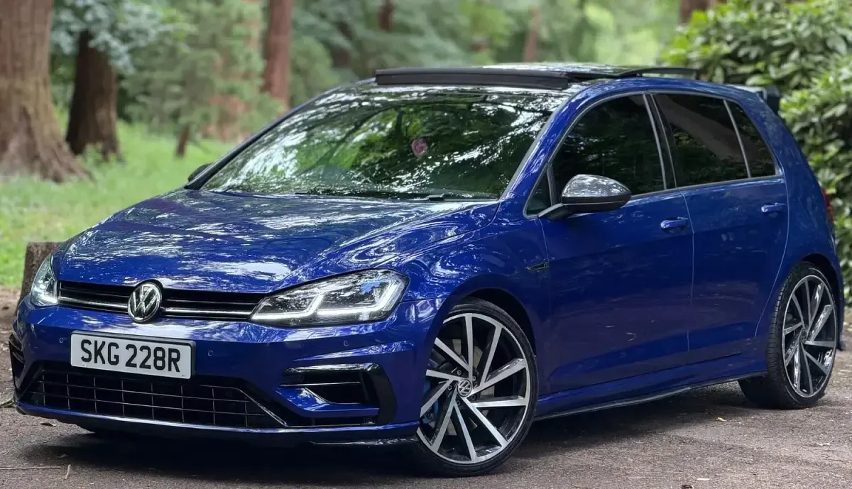 Used VW Golf VII R 2016 Blue Hatchback
