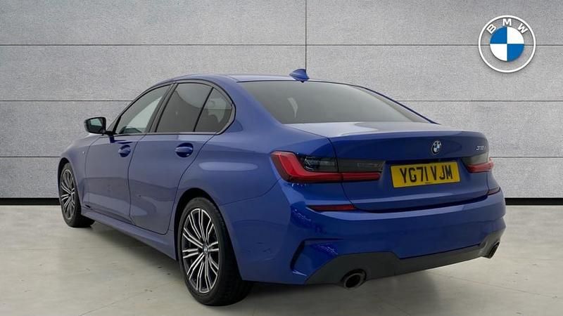 Used BMW 318 M Sport 156 HP (114 kW) 2021 Blue Sedan