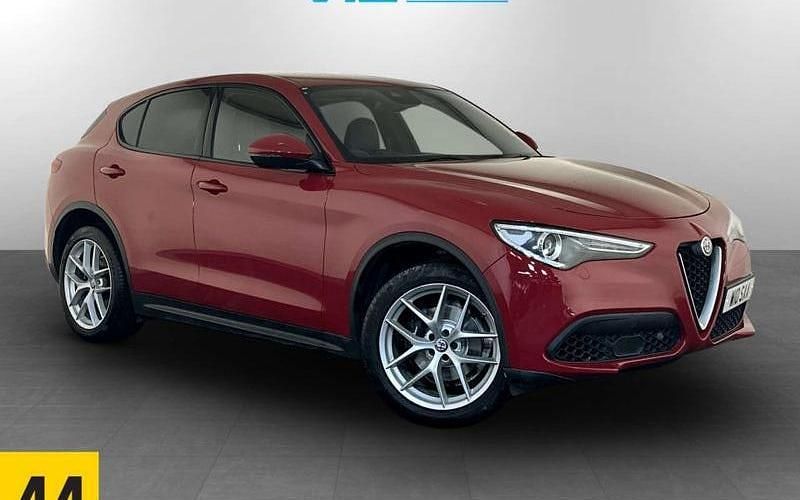 Red Used 2019 Alfa Romeo Stelvio SUV | £17,895 (Good price) - Image 1/2