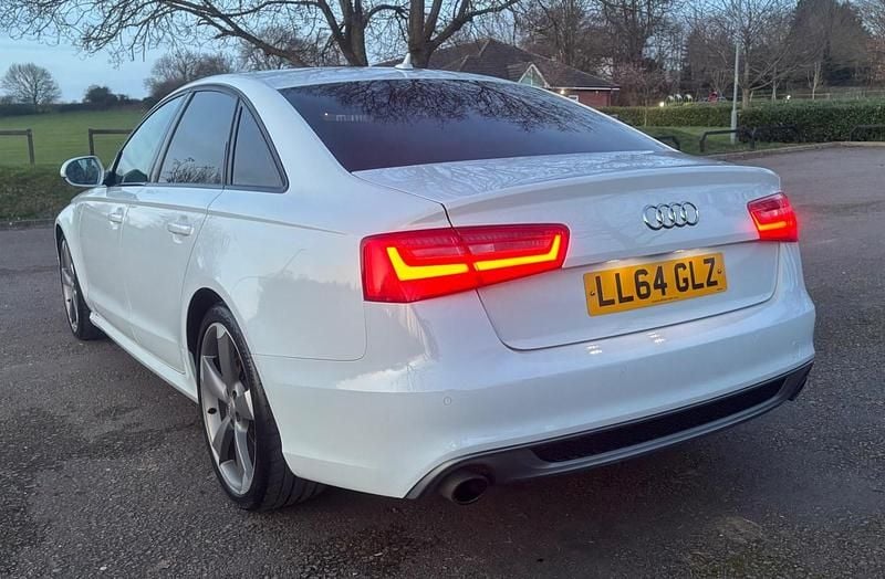 Usado Audi A6 Black Edition 190 CV (139 kW) 2014 Blanco Berlina