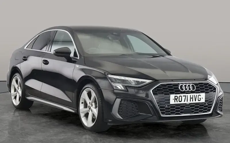 Używany Audi A3 S-Line 110 KM (80 kW) 2024 Sedan/Limuzyna