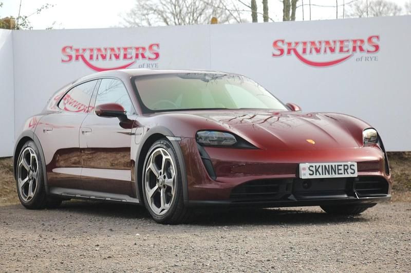 Used Porsche Taycan Cross Turismo 500 kW (680 HP) 2021 Red Estate