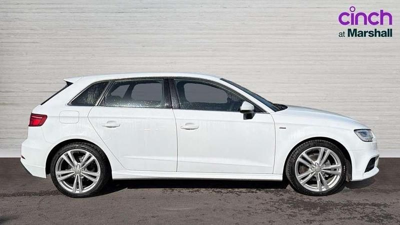 Used Audi A3 S-Line 113 HP (83 kW) 2019 White Sedan