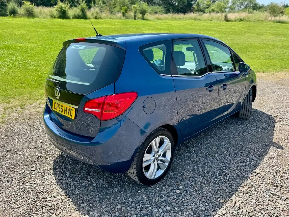 Used Vauxhall Meriva 2016 Blue MPV