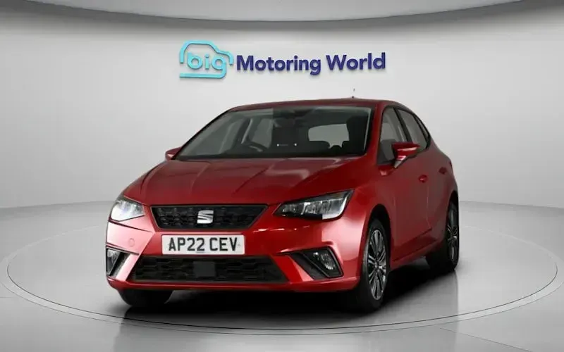 Usado Seat Ibiza SE Technology 95 HP (69 kW) 2025 Citadino
