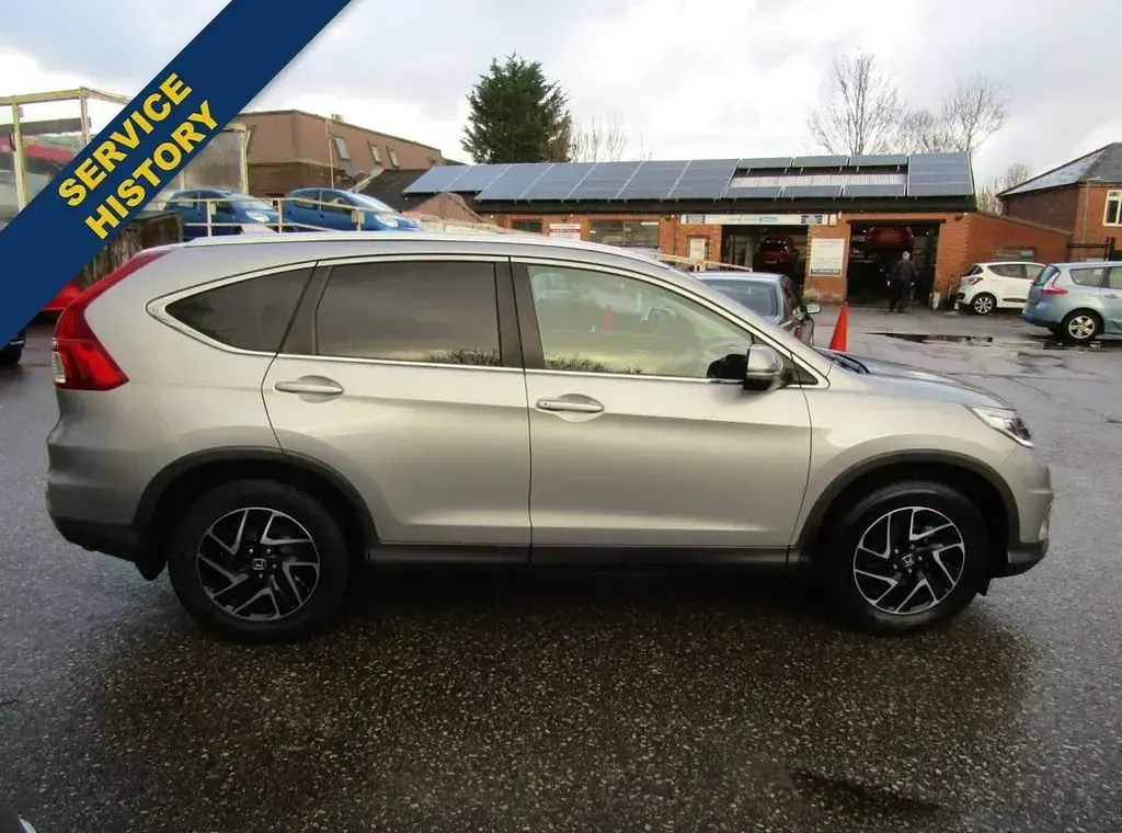 Used Honda CR-V SE Plus 155 HP (114 kW) 2017 Silver SUV