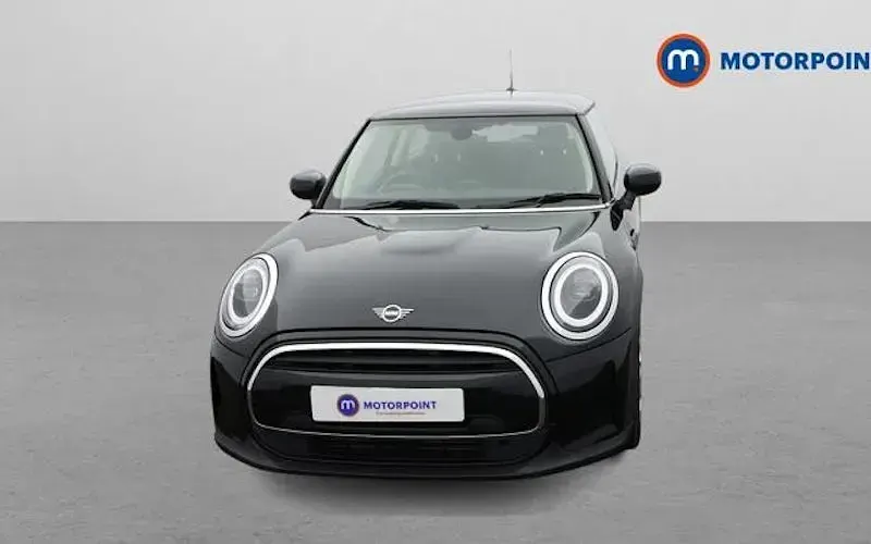 Used Mini ONE Classic 102 HP (75 kW) 2022 Black Hatchback