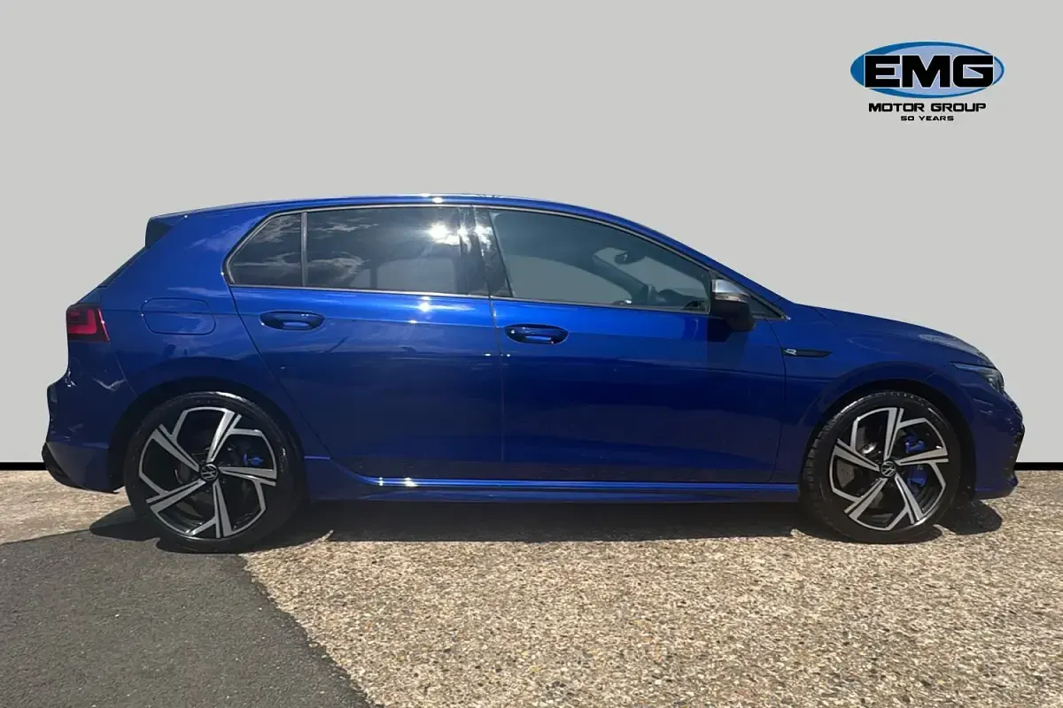 Used VW Golf VIII R 320 HP (235 kW) 2022 Blue Hatchback