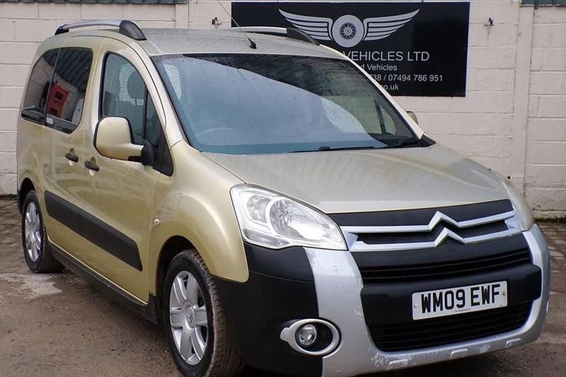 Beige Used 2009 Citroën Berlingo XTR MPV | £2,499 (Fair price) - Image 1/1