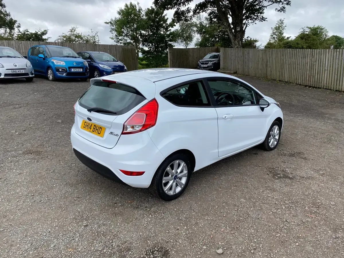 Used Ford Fiesta Style 2014 White Hatchback