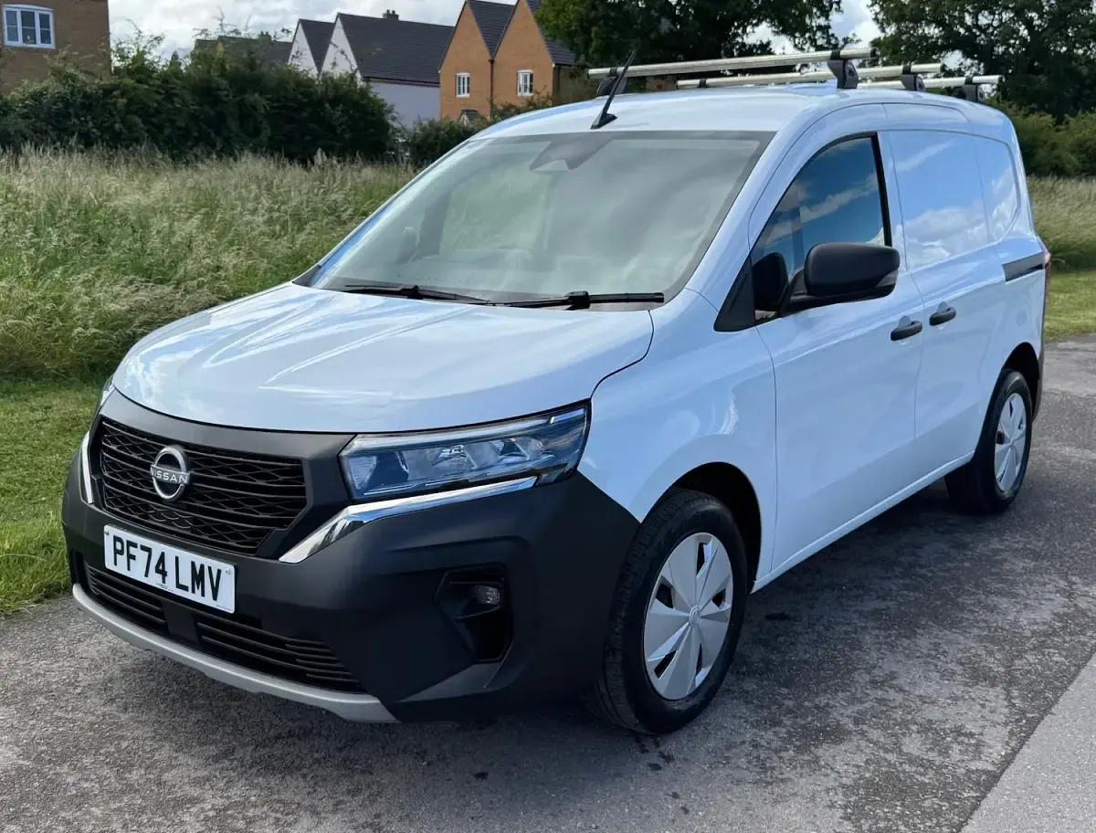Used Nissan Townstar Acenta 130 HP (95 kW) 2024 White Van