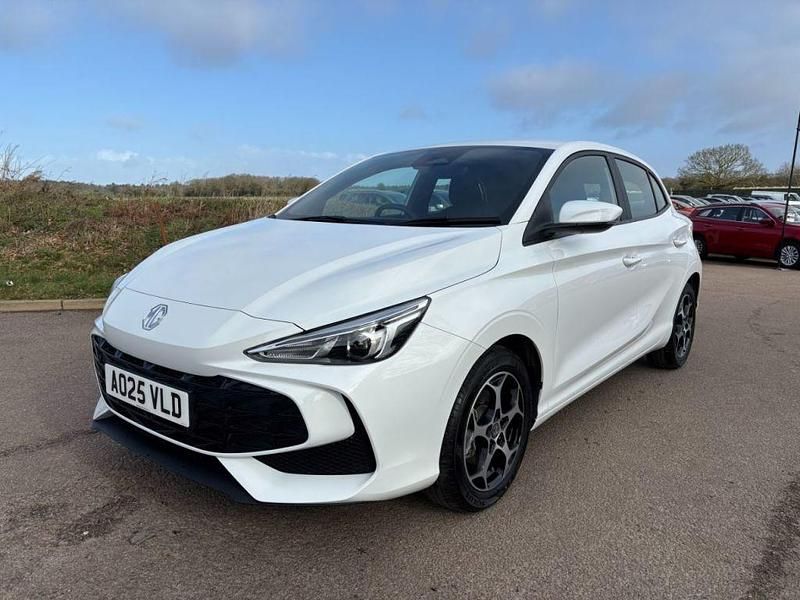 Used MG MG3 SE 115 HP (84 kW) 2025 White Hatchback