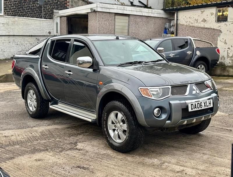 Grey Used 2006 Mitsubishi L200 Pickup | £6,495 (A bit pricey) - Image 1/4