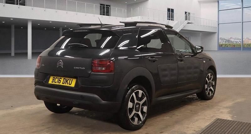 Used Citroën C4 Cactus Flair 2016 Black Hatchback