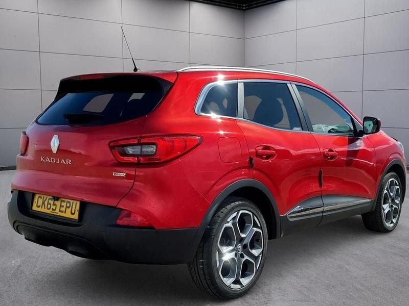 Usado Renault Kadjar Dynamique 110 HP (80 kW) 2015 Vermelho SUV